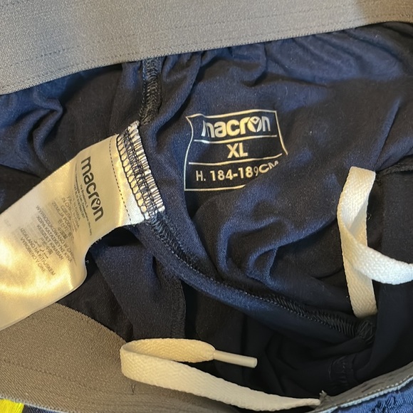 BRAND NEW S.S. Lazio full training kit - Picture 3 of 4